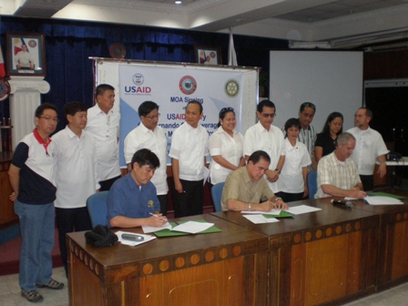 Signing of MOA for the Septage Project.JPG